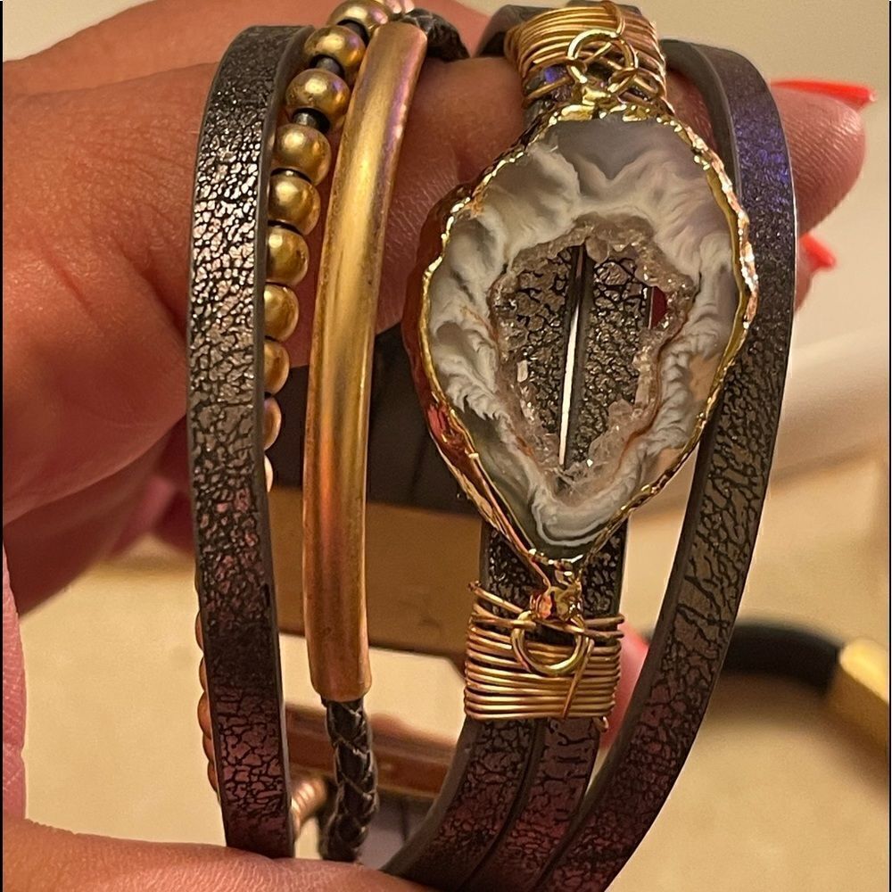Saachi Optical Stacked Leather Boho Bracelet w/druzy smoky quartz magnetic - Picture 3 of 14